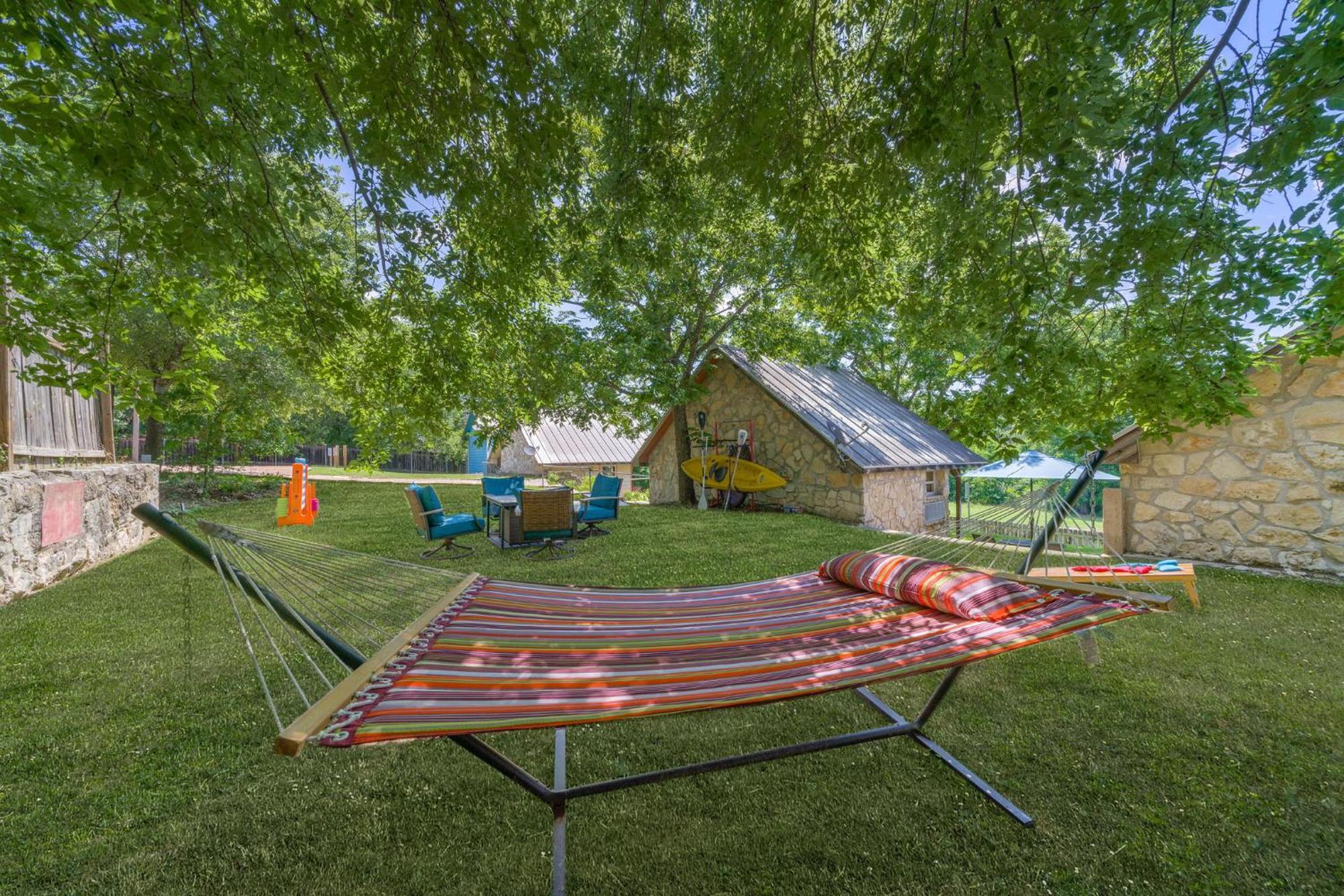 Riverside 3*
